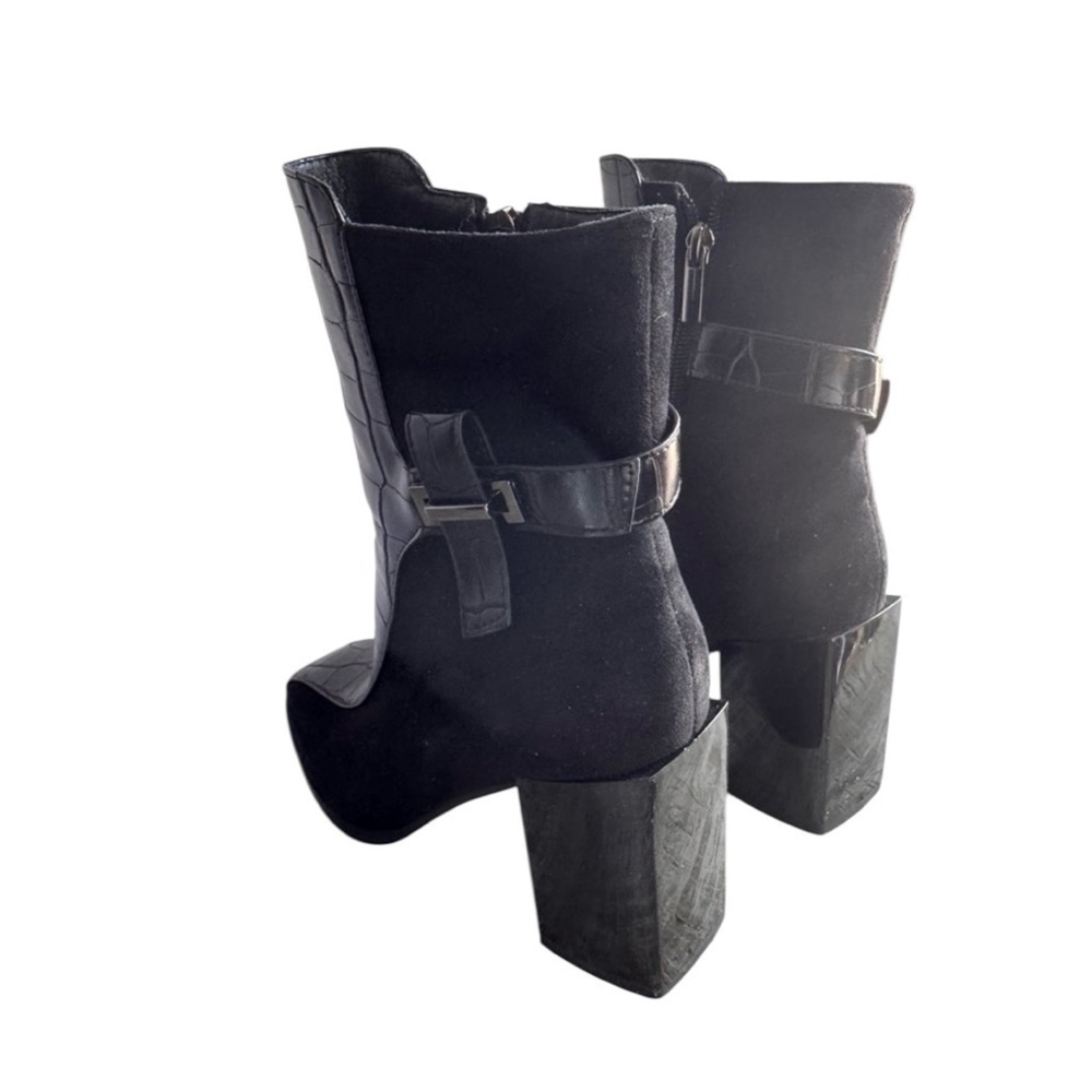 Torgeis Fontaine Black Croc-Embossed Block Heel Ankle Boots w/ Buckle Size 8 - Picture 12 of 13